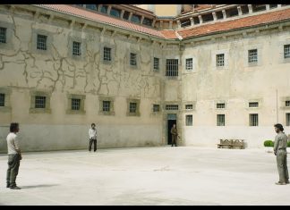 ‘La noche de los 12 años’: un homenaje a Pepe Mujica, a la supervivencia