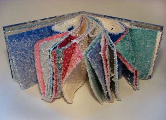 Alexis Arnold y sus libros cristalizados: la nostalgia hecha joya