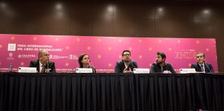 La conferencia: “Grandes modelos de política cultural”, dentro del Coloquio de Políticas Culturales en FIL