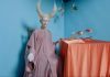 Tim Walker y Tilda Swinton recrean obras de Leonora Carrington en Castillo de Edward James