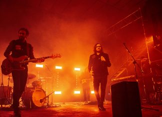 Camilo Séptimo conquistó al público tapatío una vez más al ritmo de su atmósfera estelar