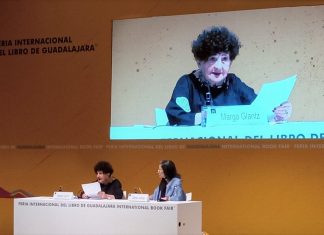 Entrega de la Medalla Carlos Fuentes a la escritora Margo Glantz. FIL 2021