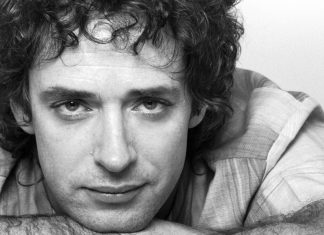 De gira por La Plata: encuentro imaginario con Gustavo Cerati