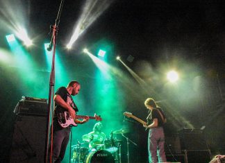 Soviet Soviet: un deja vú lúcido y placentero