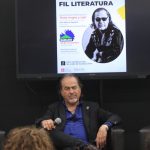 José Manuel Aguilera presentó su proyecto como solista, ‘Tinta negra y roja’, en FIL 2025