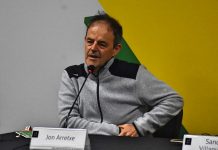 ENTREVISTA | Jon Arretxe, el creador del Detective Touré, visita la FIL 2025