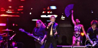 Billy Idol en el Festival Cultural de Zacatecas: una experiencia de nostalgia, rebeldía y rock eterno
