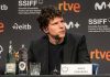 ‘The Debut’, un ácido relato protagonizado por Julianne Moore y dirigido por Jesse Eisenberg